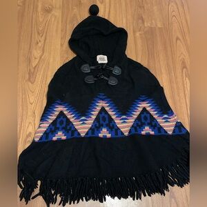 ARABELLA & ADDISON black aztec hippy boho lambswool hooded poncho throwover